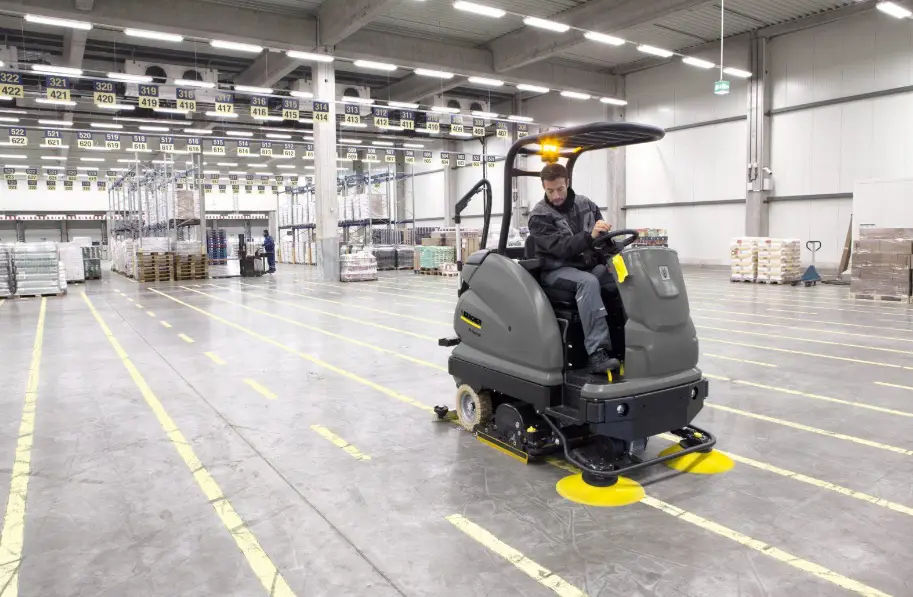 Warehouse Floor Cleaning