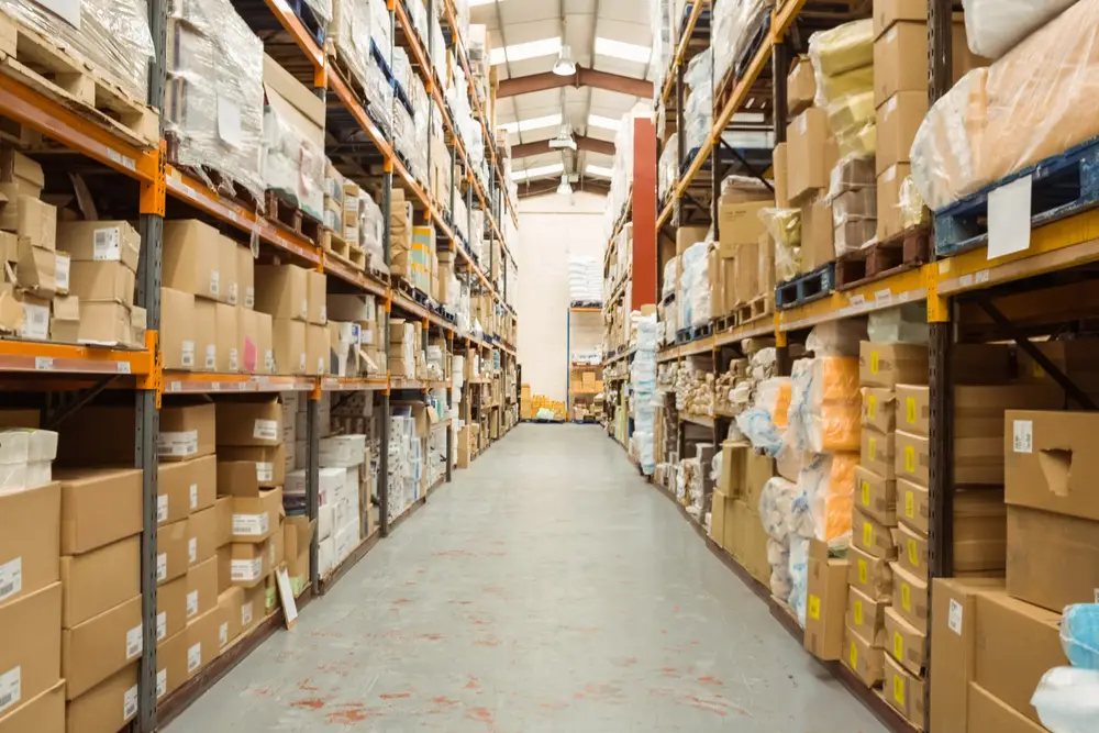 Warehouse and Distribution Centers Floor Cleaning Services